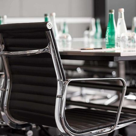 فندق مطار بولمان سيدني المظهر الخارجي الصورة S 64 chair