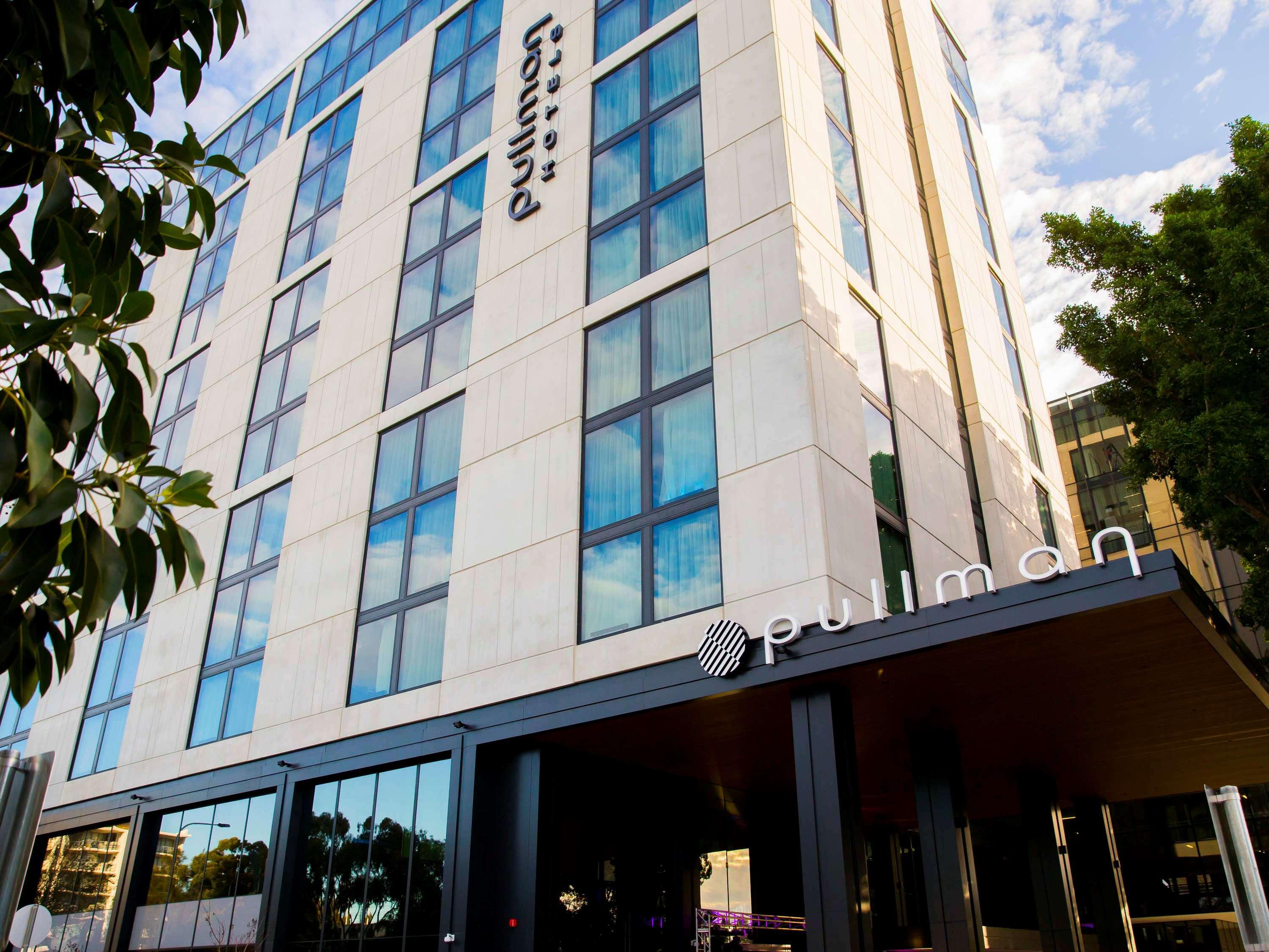 فندق مطار بولمان سيدني المظهر الخارجي الصورة The Pullman Hotel in 2012