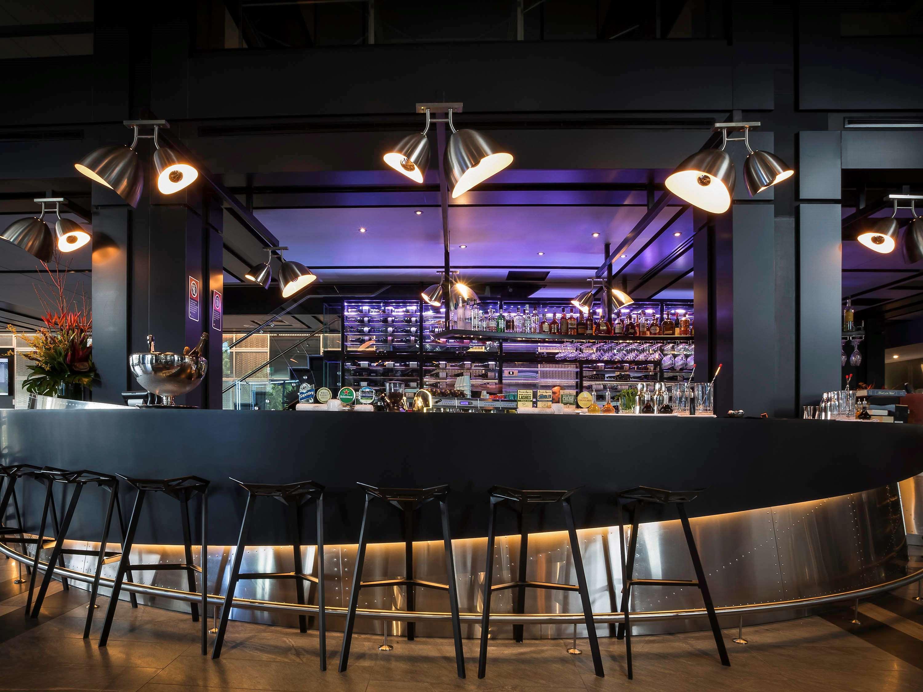 فندق مطار بولمان سيدني المظهر الخارجي الصورة The bar at the restaurant